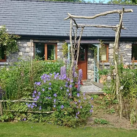 Larkside * Freshford